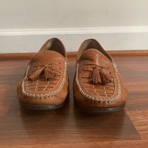 Johnston & Murphy Brown Sheepskin Loafers Men’s 8.5M Tassels Slip on Bus Casual